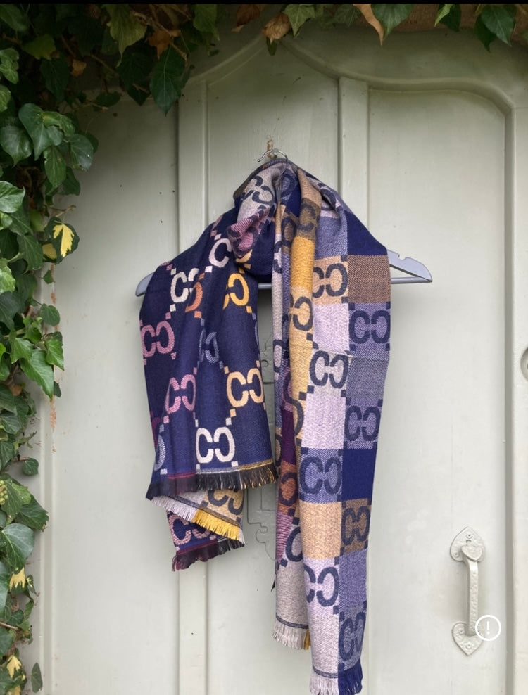 🍁🍂 navy pattern scarf