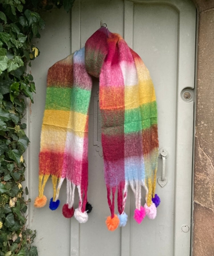 🍁🍂 Red green Pom check scarf