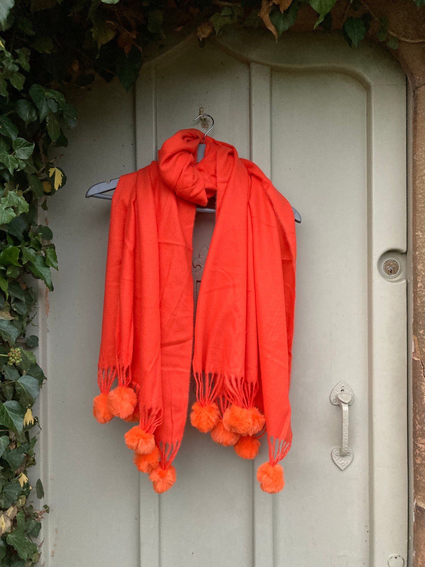 🍁🍂 Orange Pom scarf