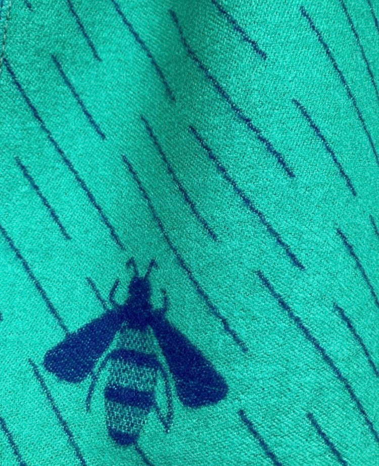 🍁🍂 Green navy cashmere bee scarf