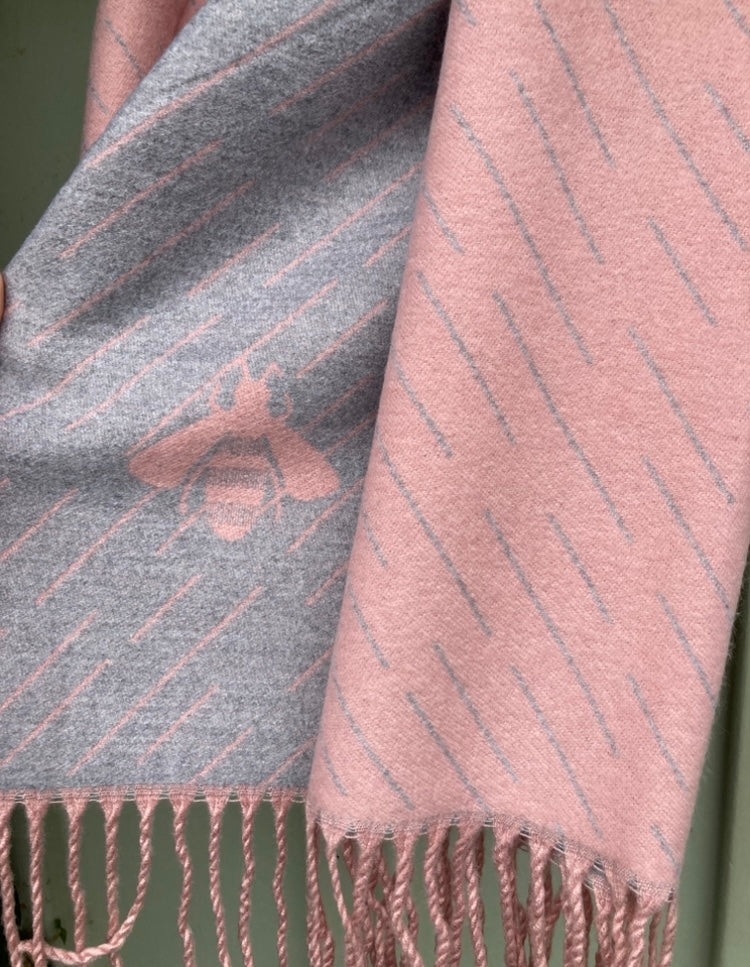 🍁🍂 Pink grey cashmere bee scarf