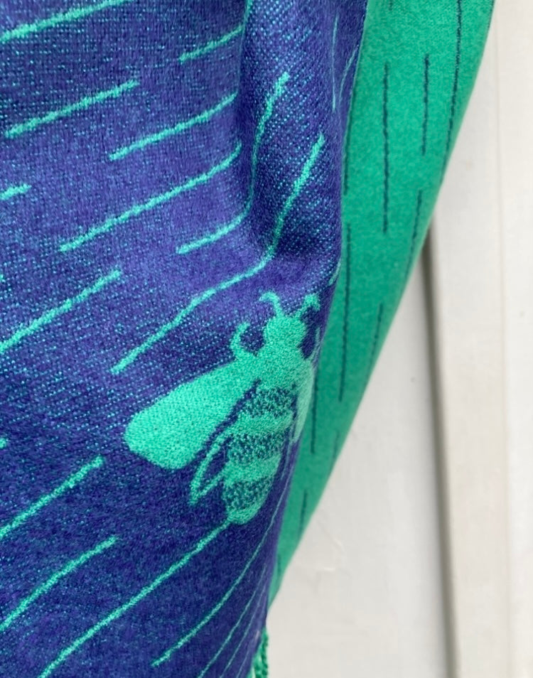 🍁🍂 Green navy cashmere bee scarf