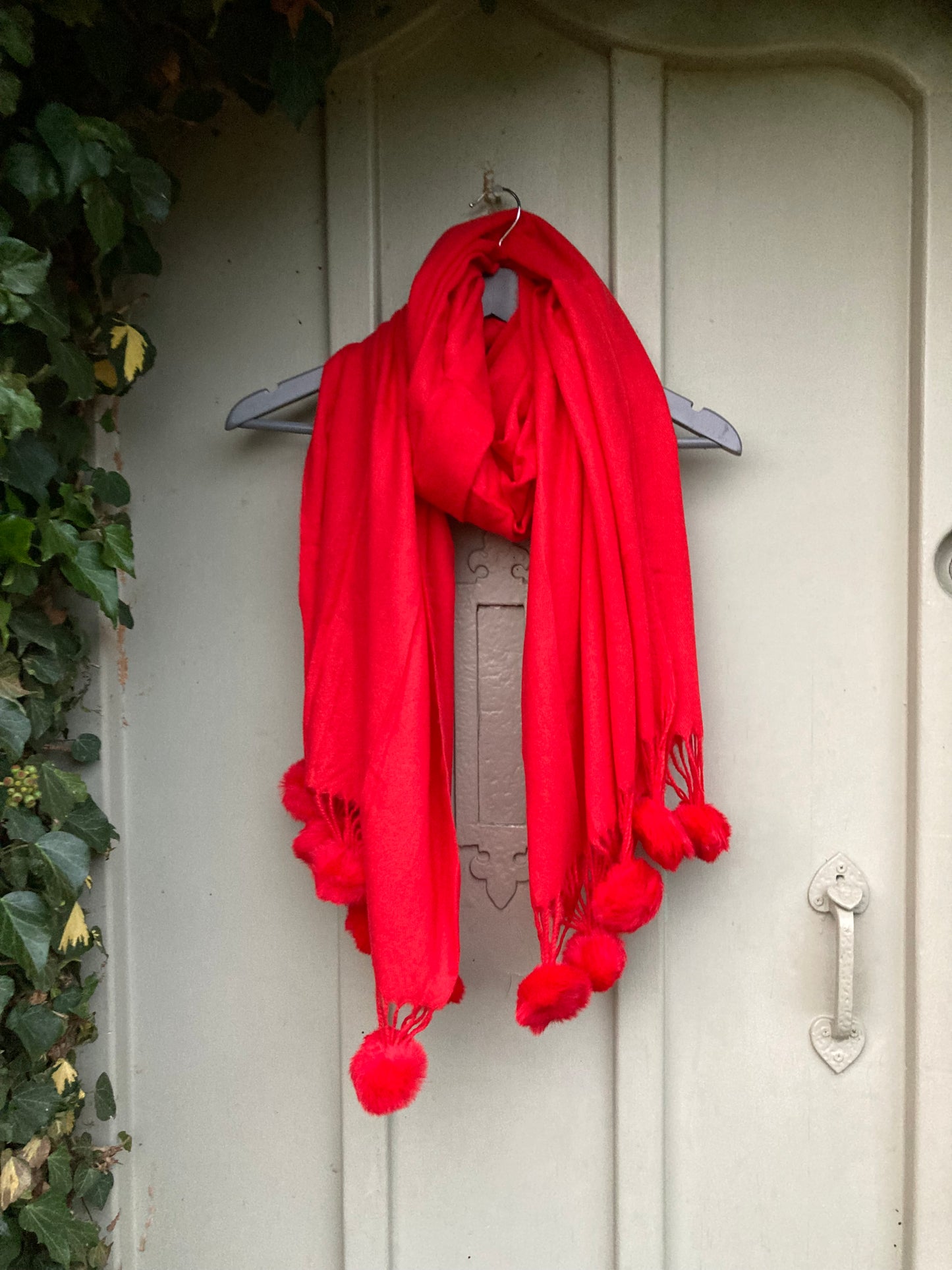 🍁🍂 Red Pom scarf