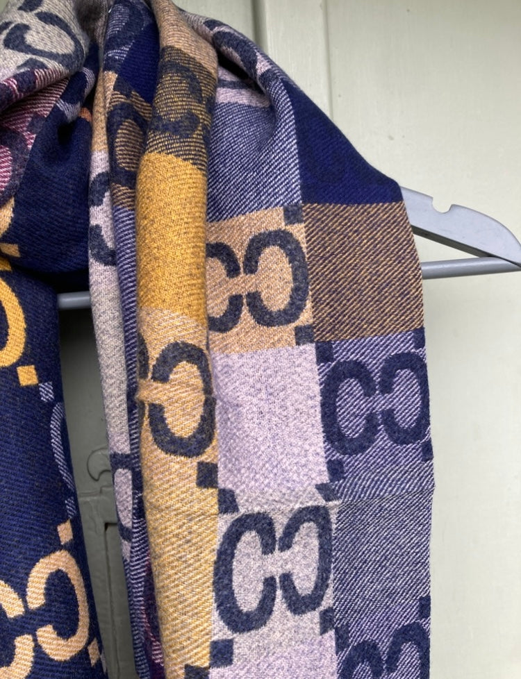 🍁🍂 navy pattern scarf