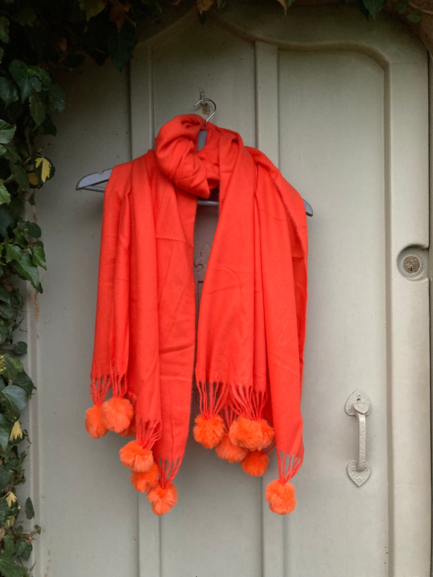 🍁🍂 Orange Pom scarf