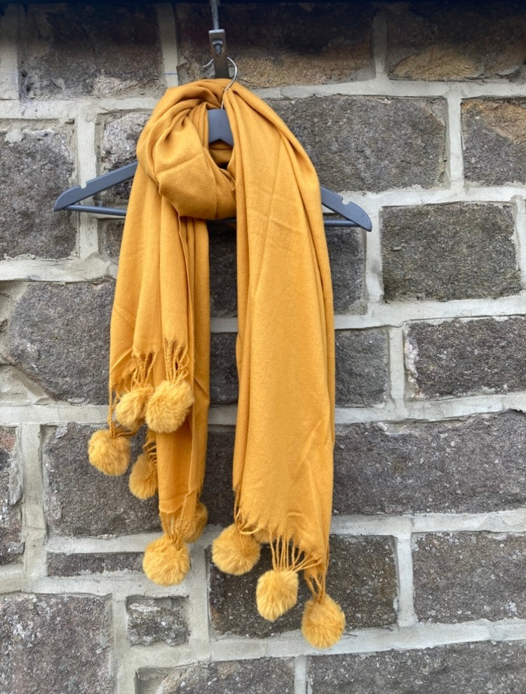 🍁🍂 Mustard Pom scarf