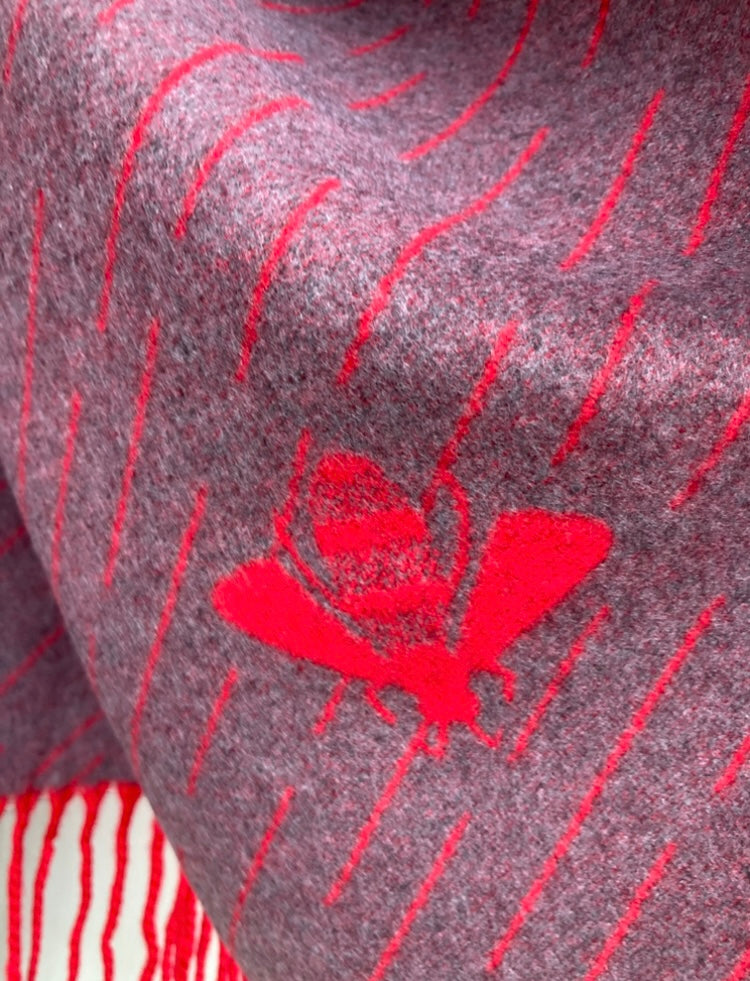 🍁🍂 Red cashmere bee scarf