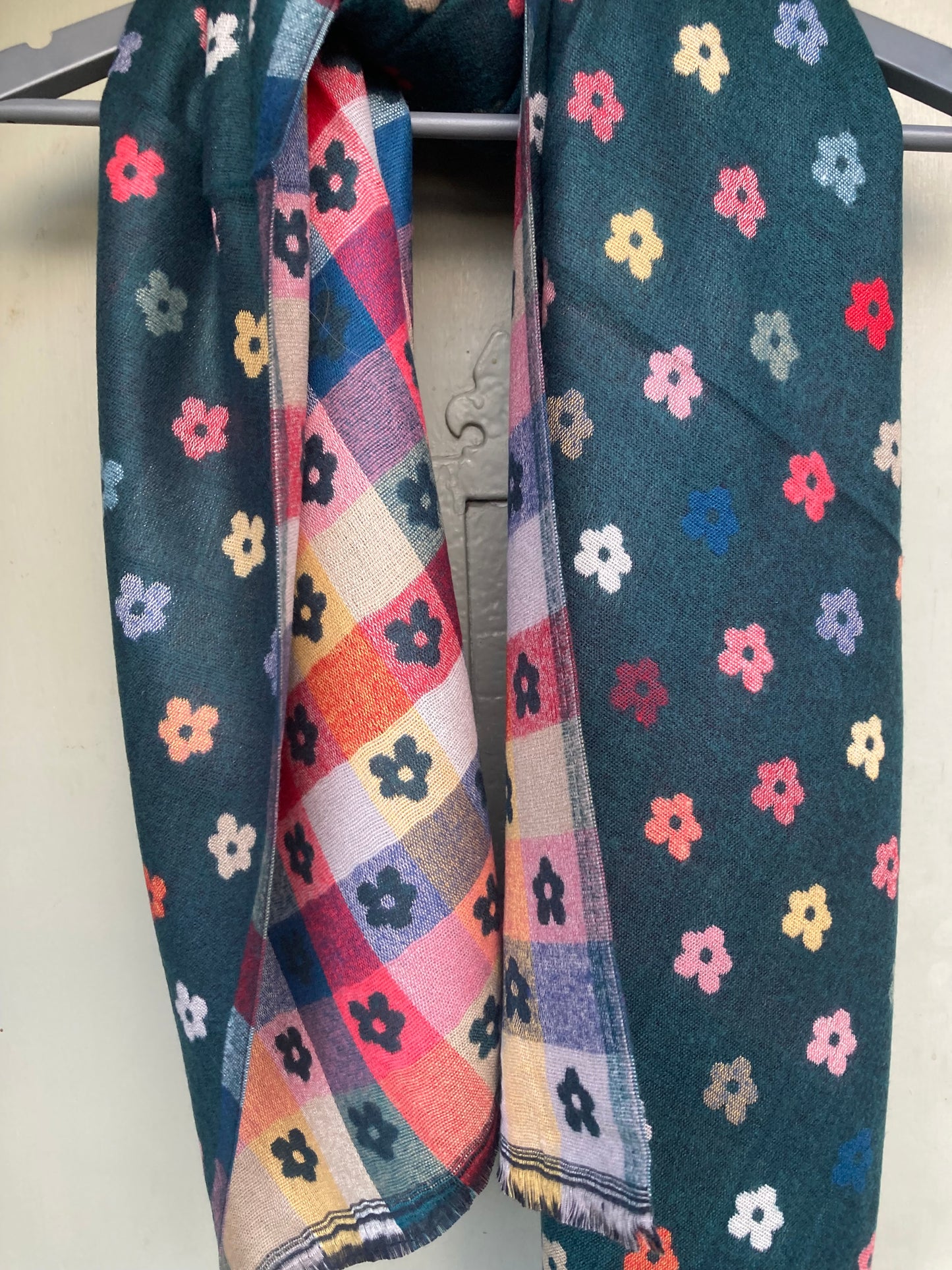 🍁🍂 Green flower scarf