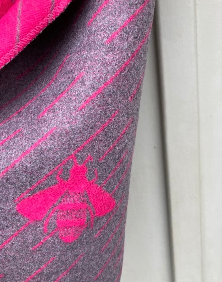 🍁🍂 cashmere bee scarf